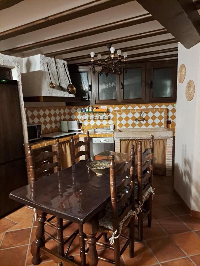 Casa Rural La Bodega, Ofrece Cata De Vino Gratis Horche Luaran gambar