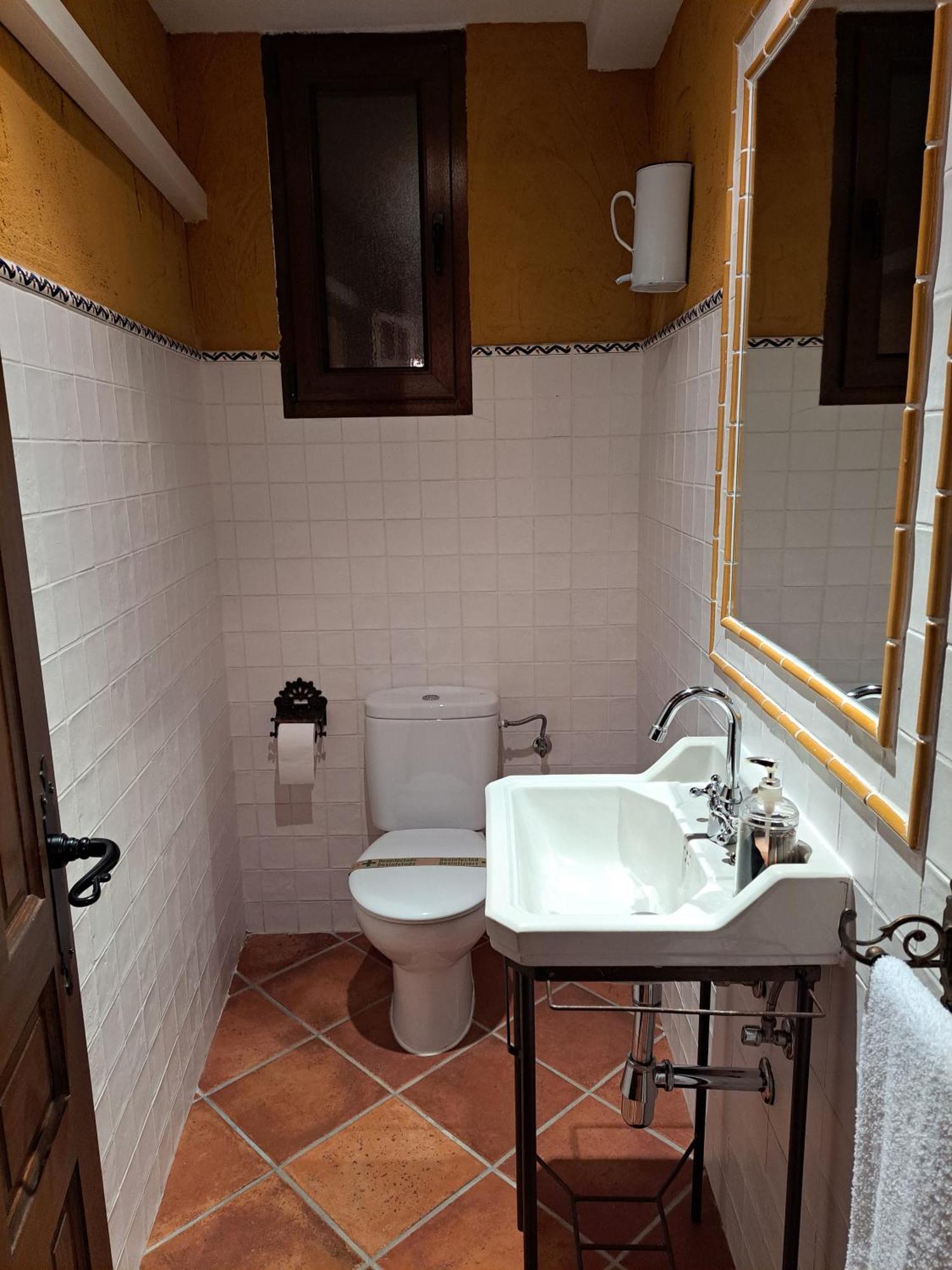 Casa Rural La Bodega, Ofrece Cata De Vino Gratis Horche Luaran gambar