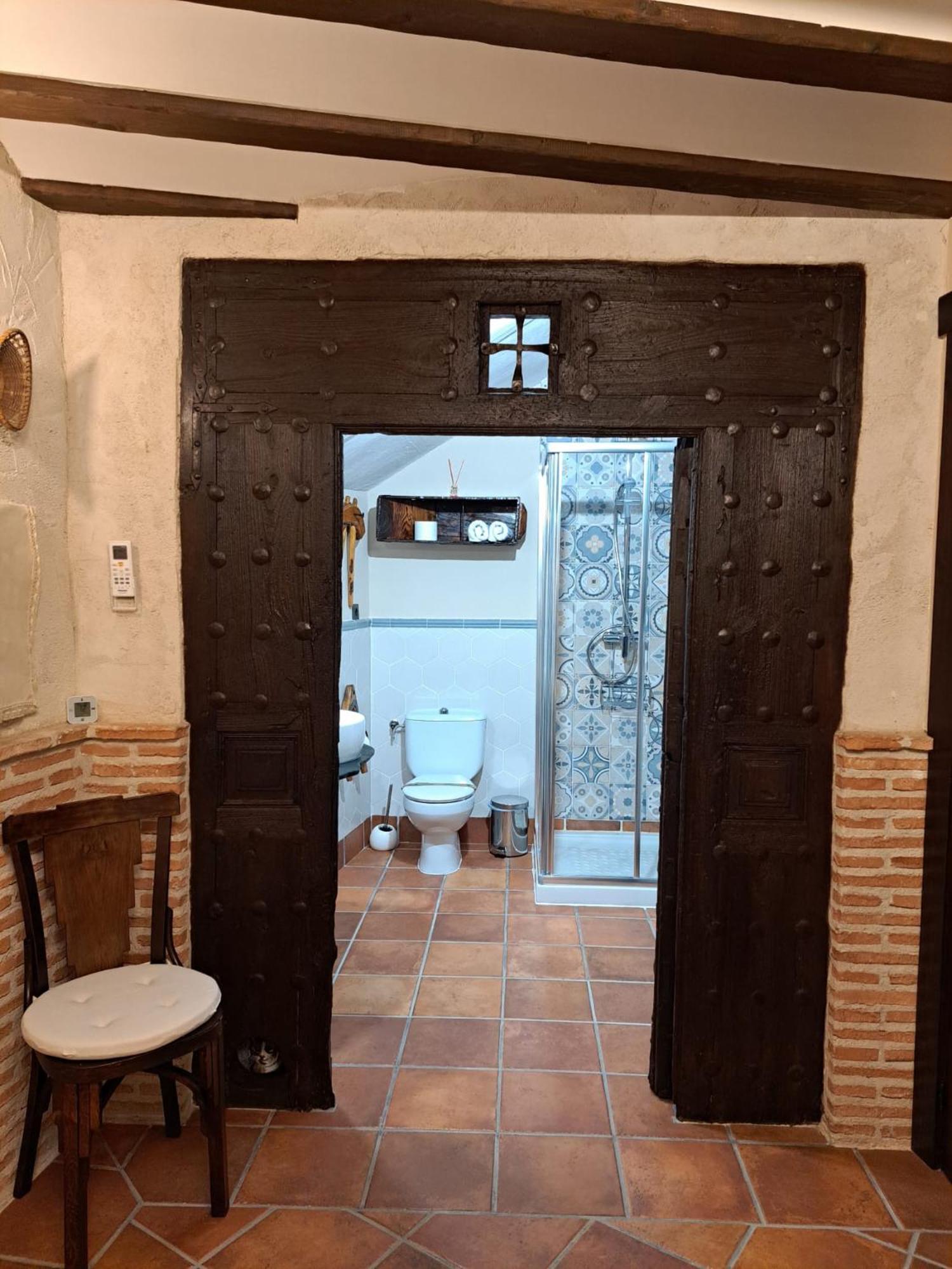 Casa Rural La Bodega, Ofrece Cata De Vino Gratis Horche Luaran gambar